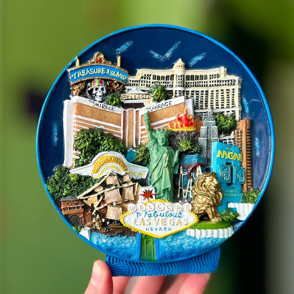 VTG Las Vegas Textured 3D Sculpted Round Souvenir Accent Decor